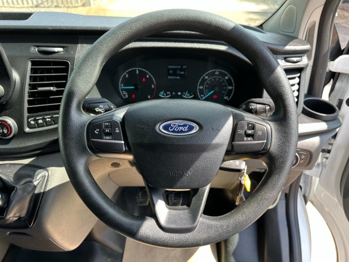 2025 Ford Transit Custom