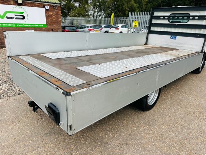 2025 Nissan Nt400 Cabstar