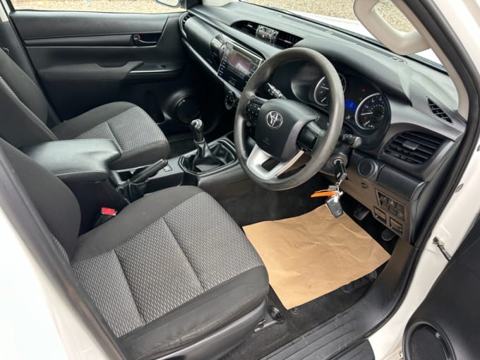 2025 Toyota Hi-lux