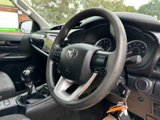 2025 Toyota Hi-lux