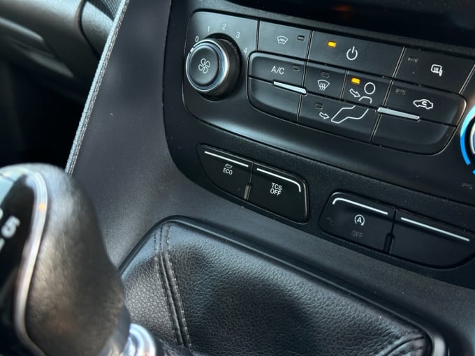 2025 Ford Transit Connect