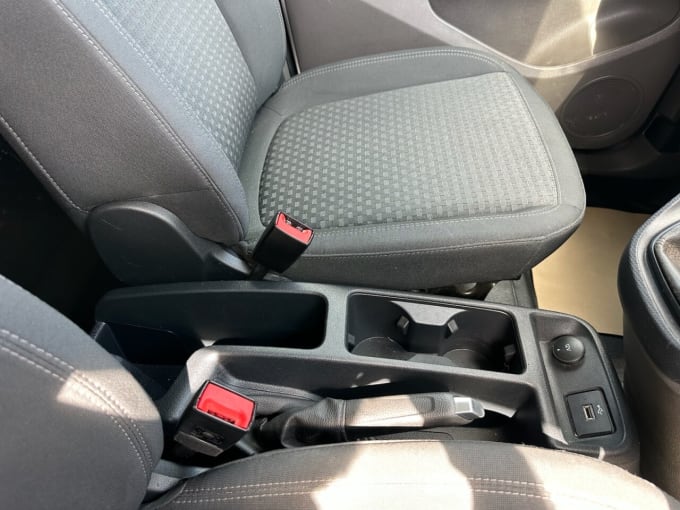 2025 Ford Transit Connect