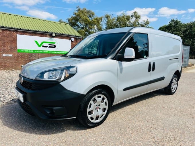 2025 Fiat Doblo