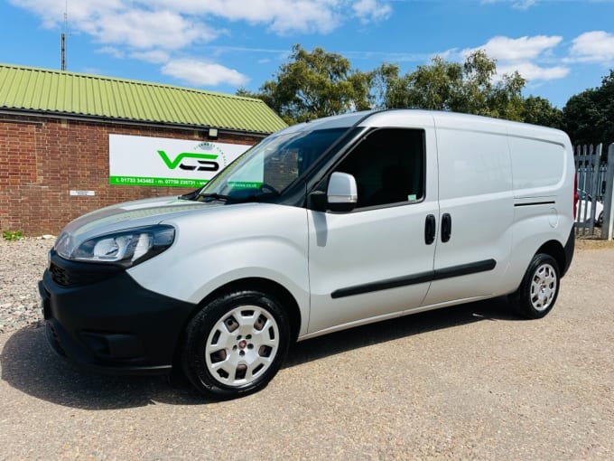 2025 Fiat Doblo