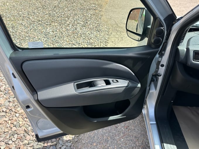 2025 Fiat Doblo