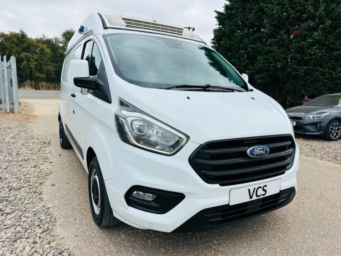2025 Ford Transit Custom