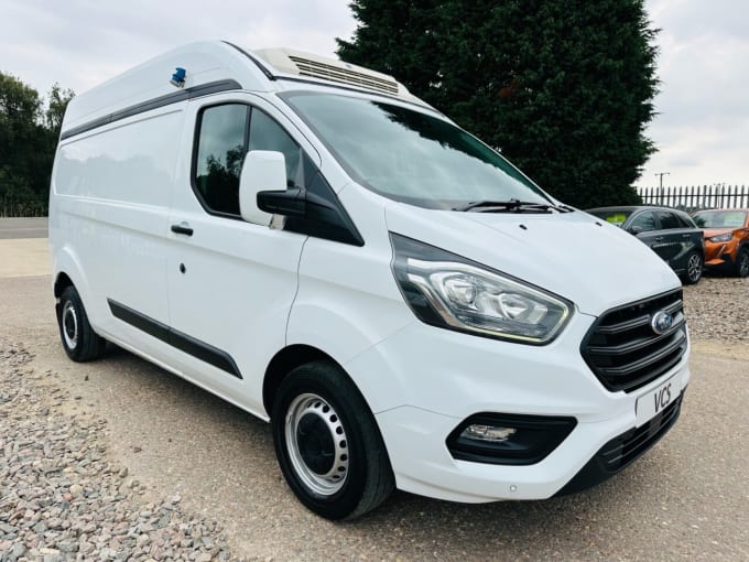 2025 Ford Transit Custom