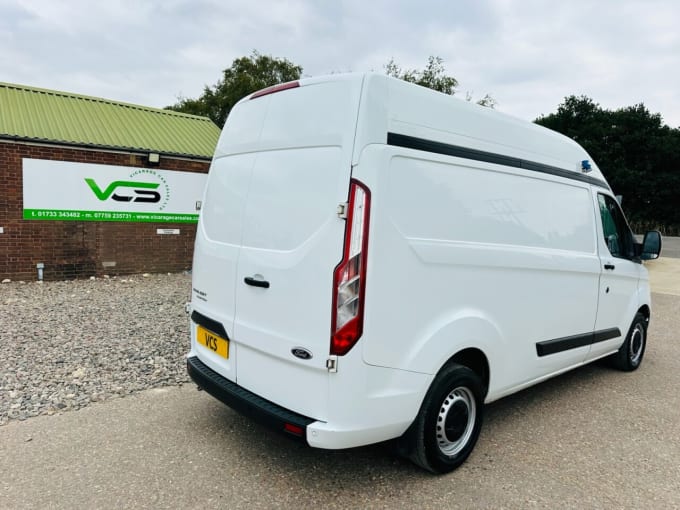 2025 Ford Transit Custom