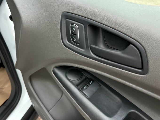 2025 Ford Transit Connect