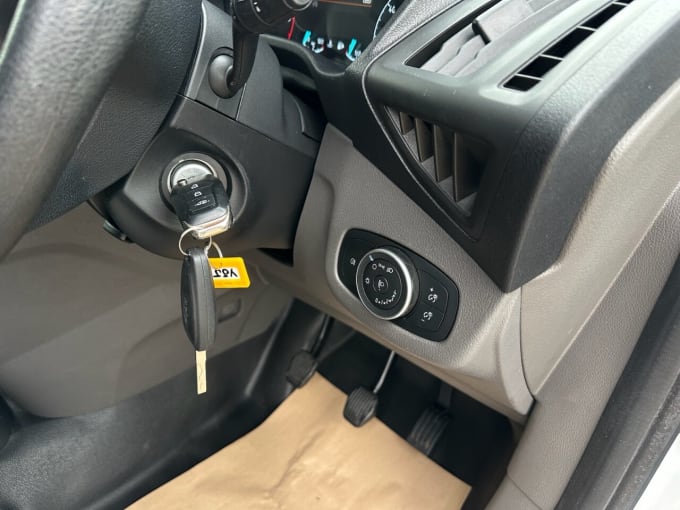 2025 Ford Transit Connect