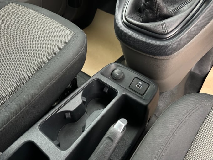 2025 Ford Transit Connect