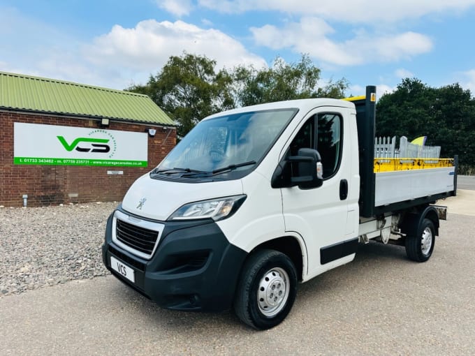 2025 Peugeot Boxer