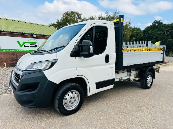 2025 Peugeot Boxer