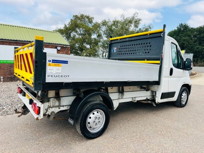 2025 Peugeot Boxer