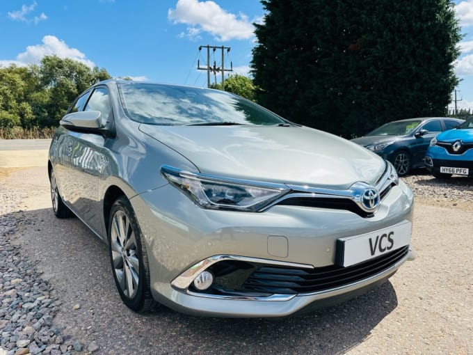 2025 Toyota Auris
