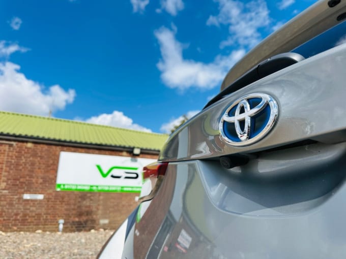 2025 Toyota Auris
