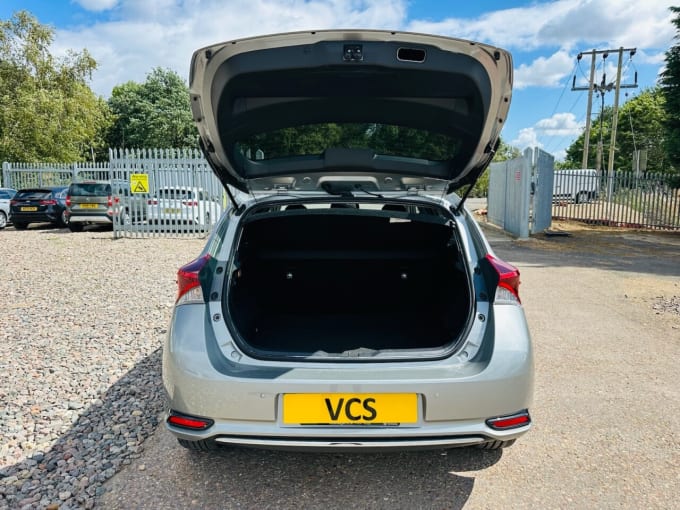 2025 Toyota Auris