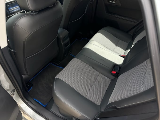 2025 Toyota Auris