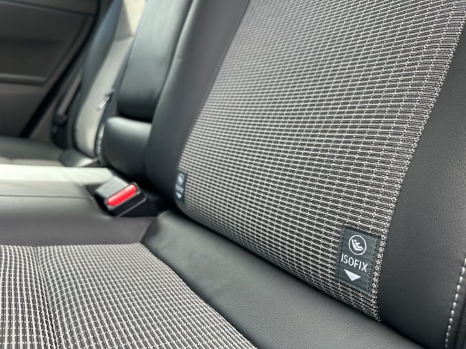 2025 Toyota Auris