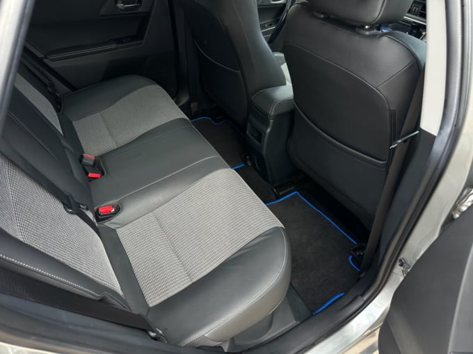 2025 Toyota Auris