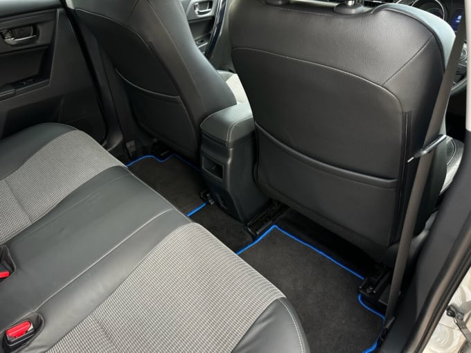2025 Toyota Auris