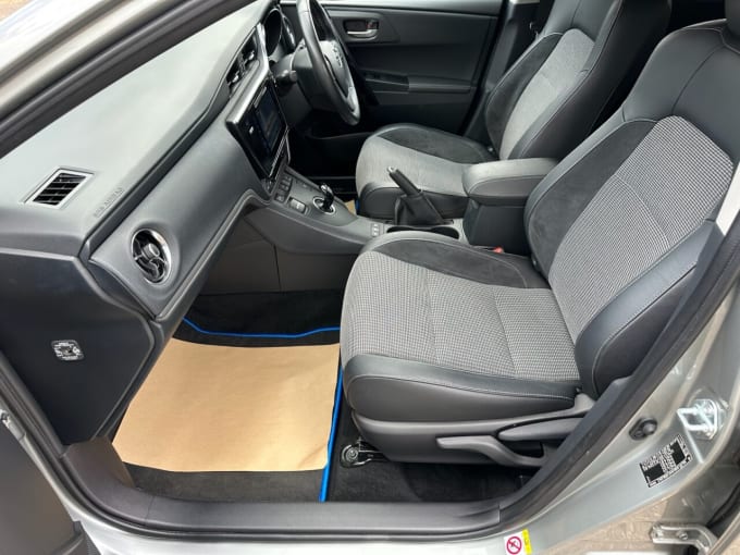 2025 Toyota Auris