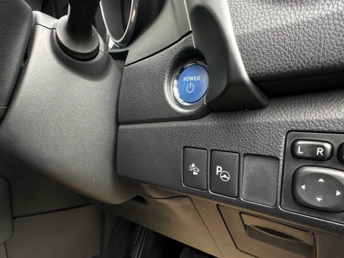 2025 Toyota Auris