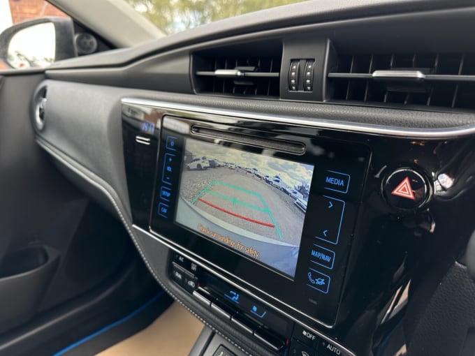 2025 Toyota Auris