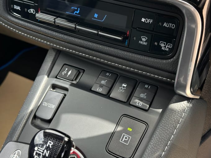2025 Toyota Auris