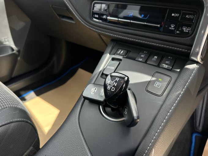 2025 Toyota Auris