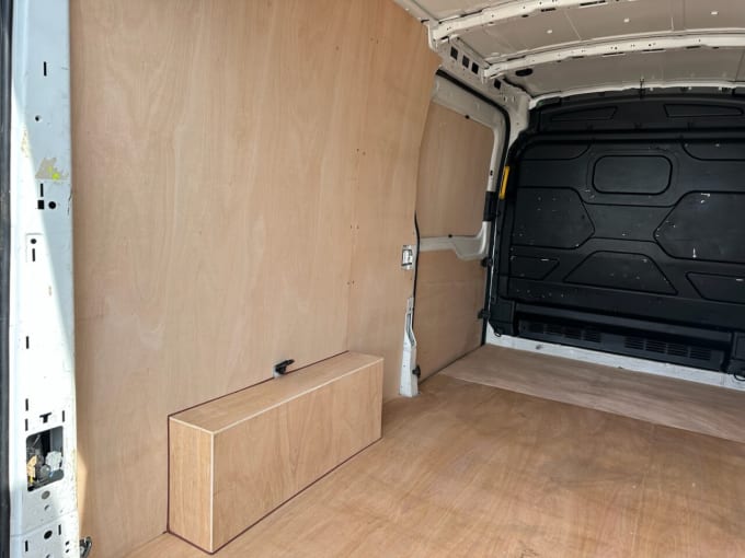 2025 Ford Transit