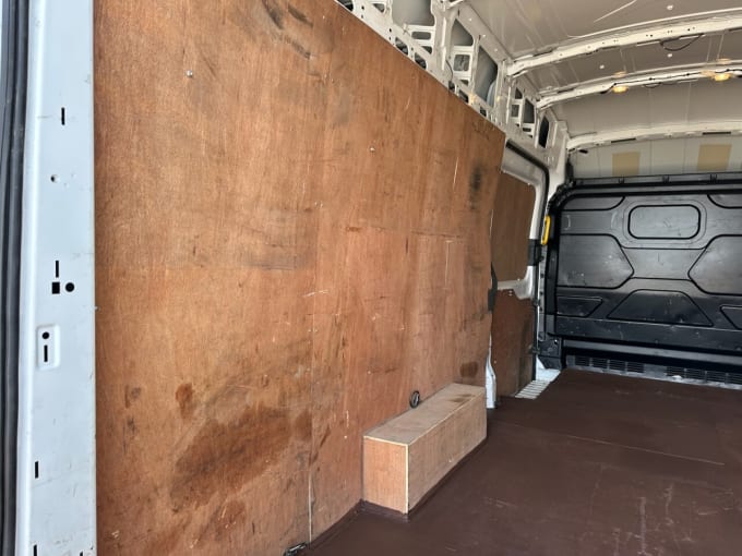 2025 Ford Transit