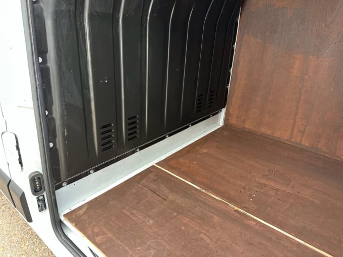 2021 Vauxhall Movano