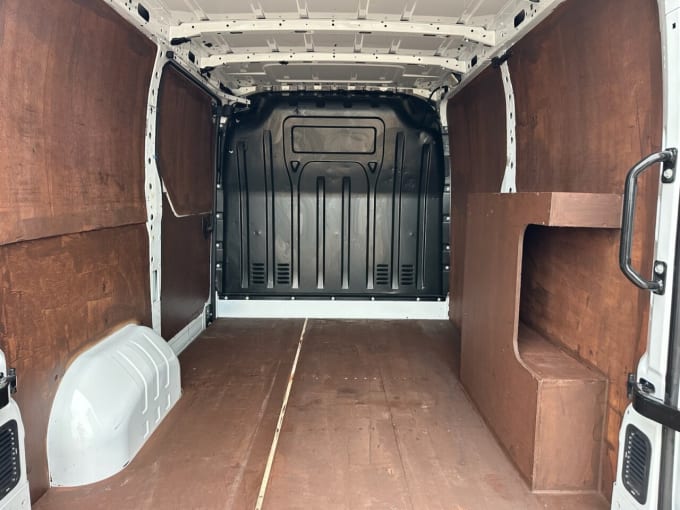 2021 Vauxhall Movano