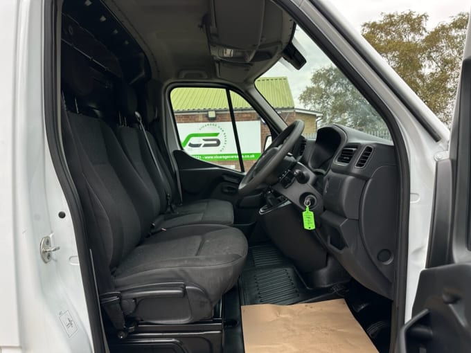 2021 Vauxhall Movano