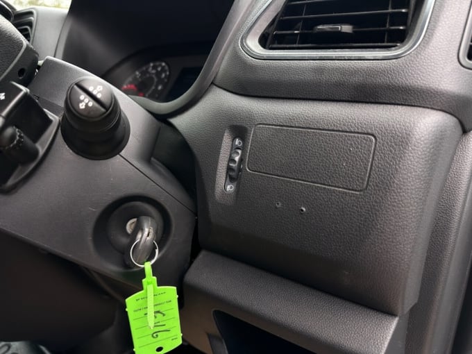 2021 Vauxhall Movano