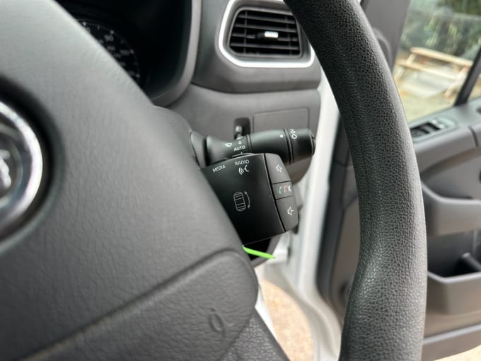 2021 Vauxhall Movano