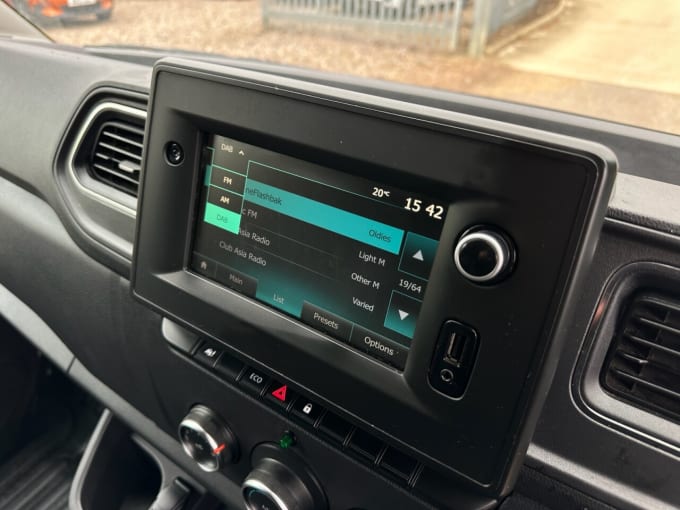 2021 Vauxhall Movano