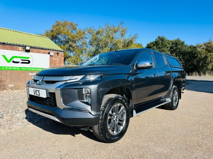 2020 Mitsubishi L200