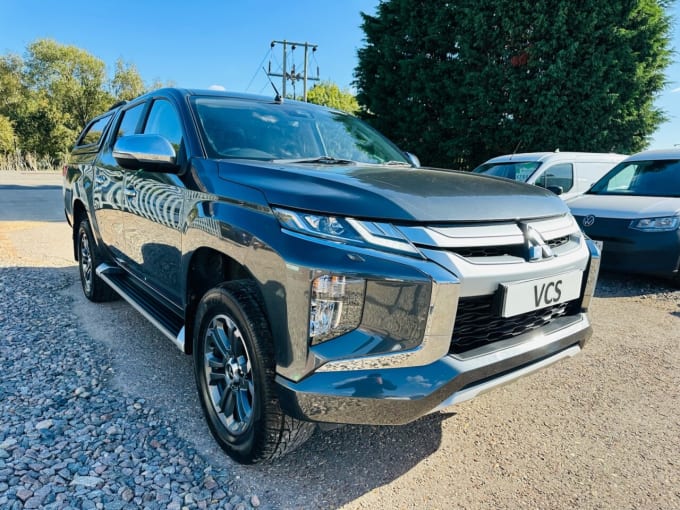 2020 Mitsubishi L200