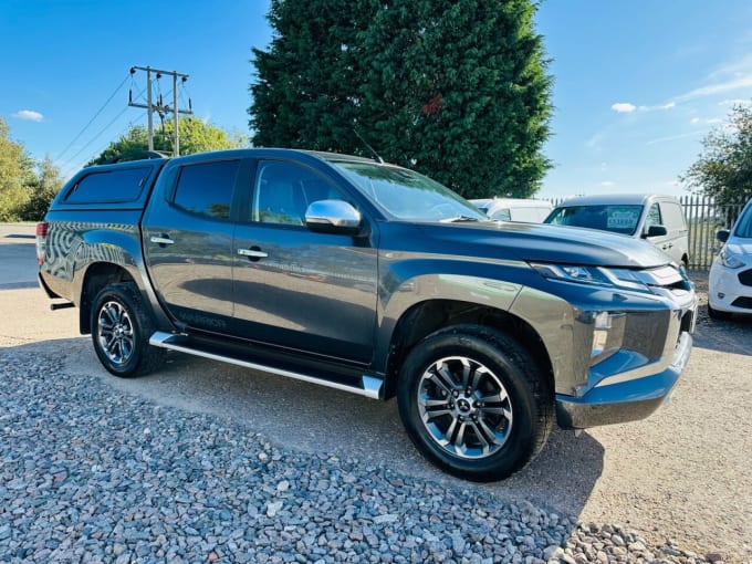 2020 Mitsubishi L200
