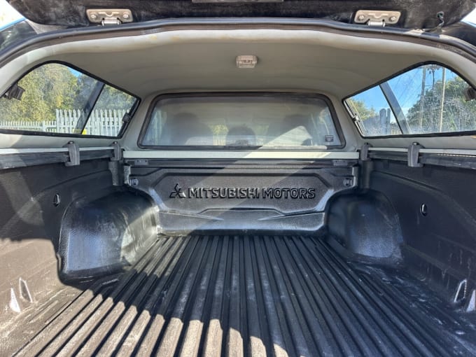 2020 Mitsubishi L200