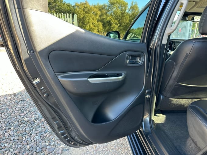 2020 Mitsubishi L200