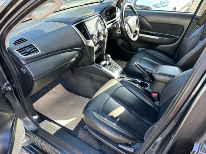 2020 Mitsubishi L200