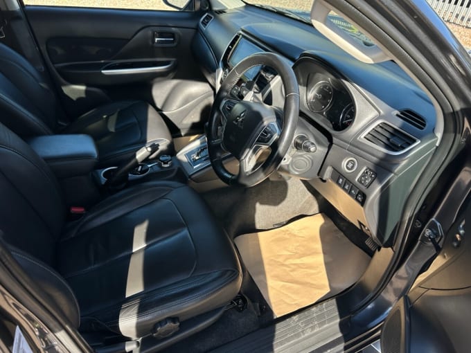 2020 Mitsubishi L200