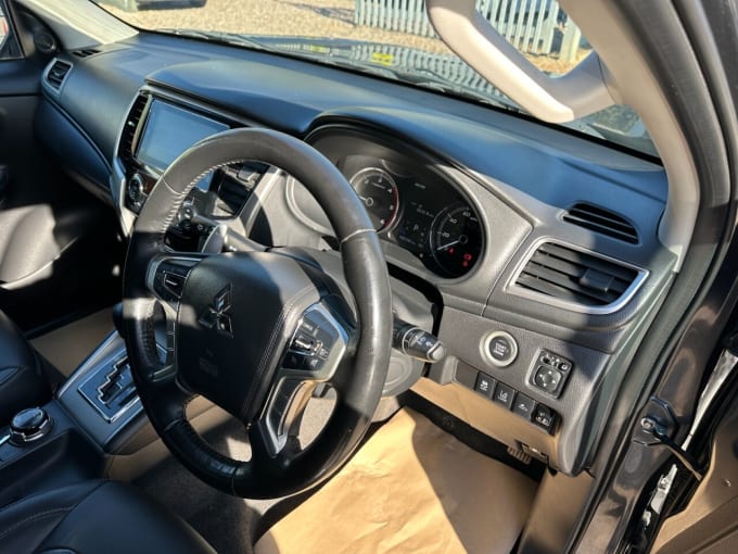 2020 Mitsubishi L200