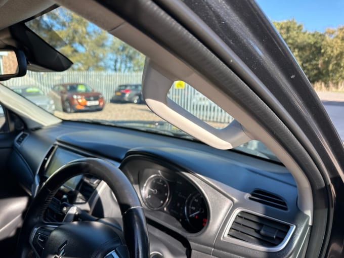 2020 Mitsubishi L200