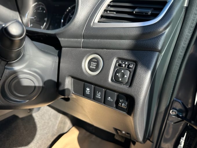 2020 Mitsubishi L200