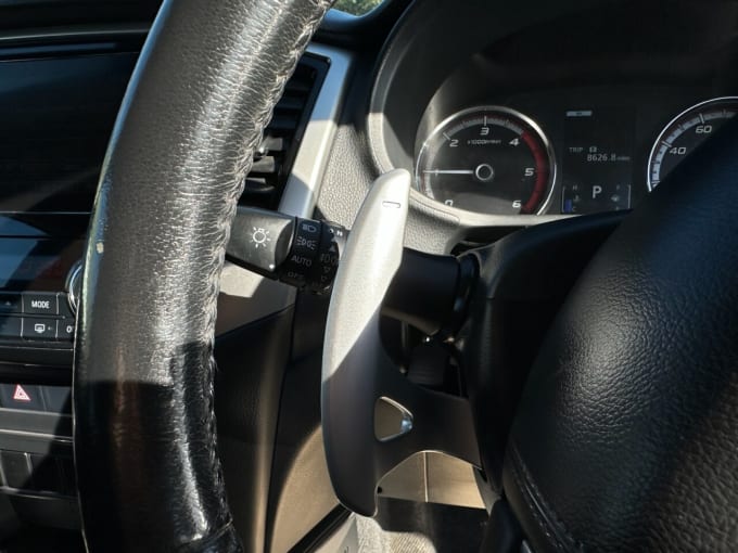 2020 Mitsubishi L200