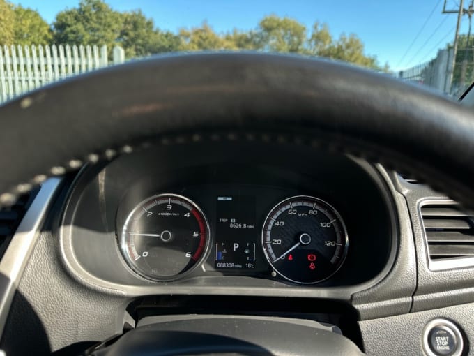 2020 Mitsubishi L200